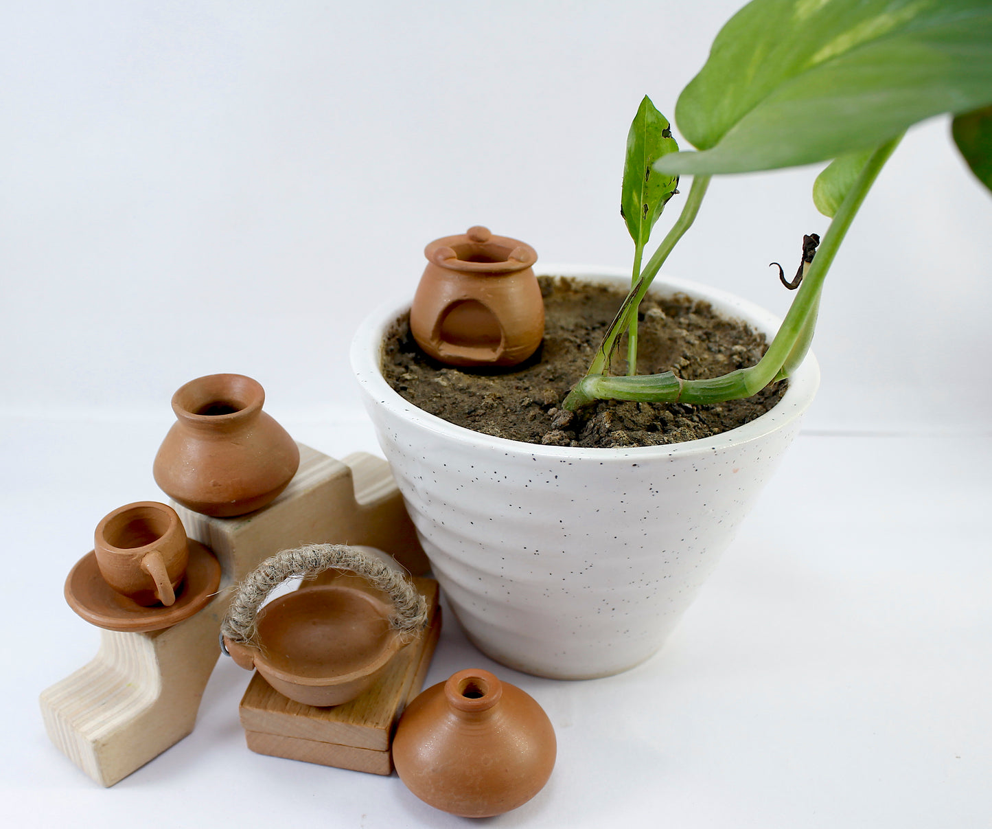 Miniature Terracotta Pot Set