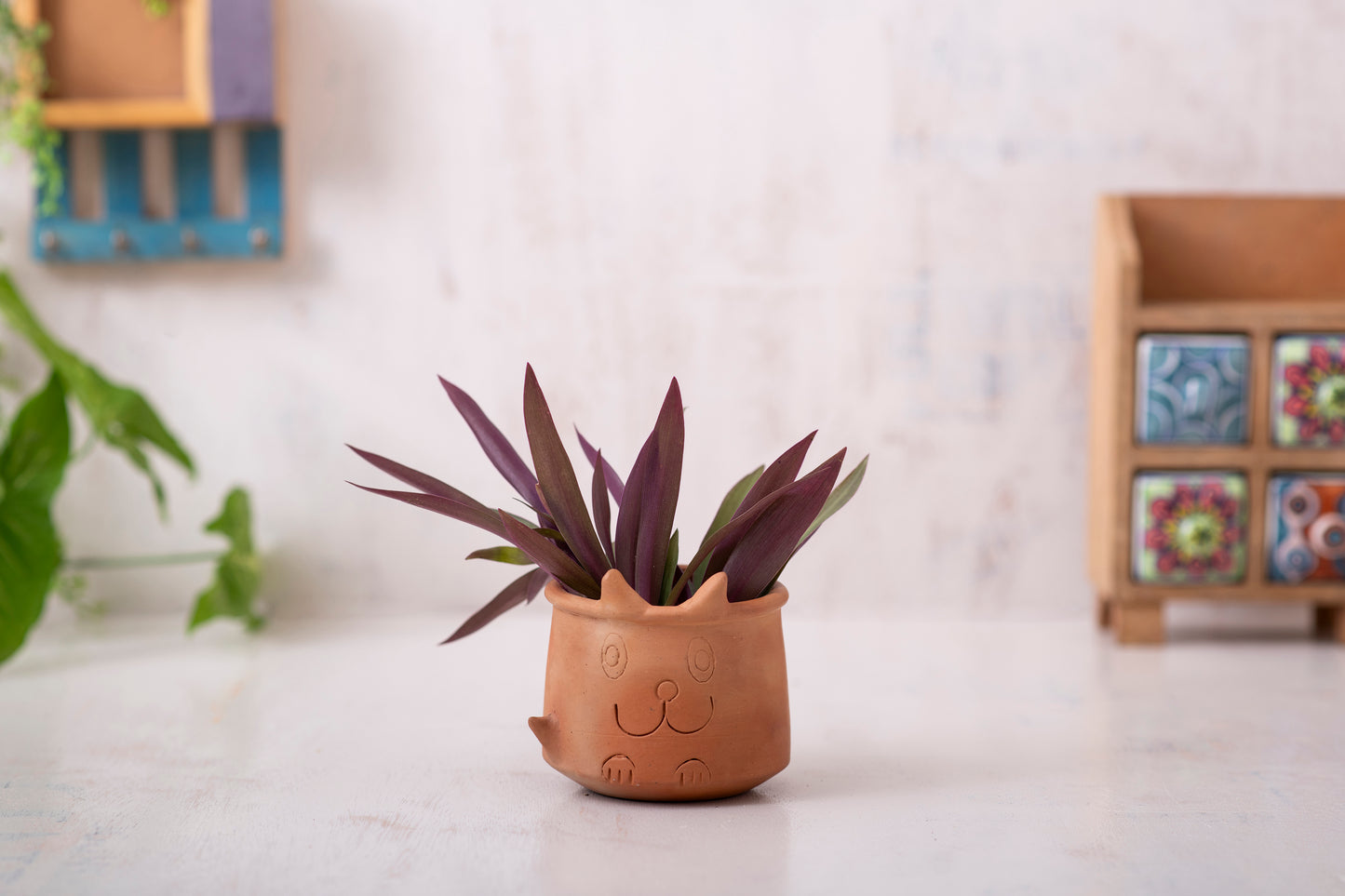 Meep Horn Terracotta Pot