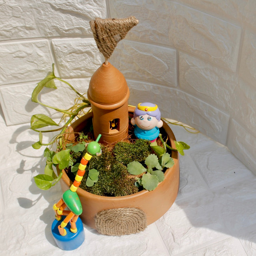 Ben n Holly Planter